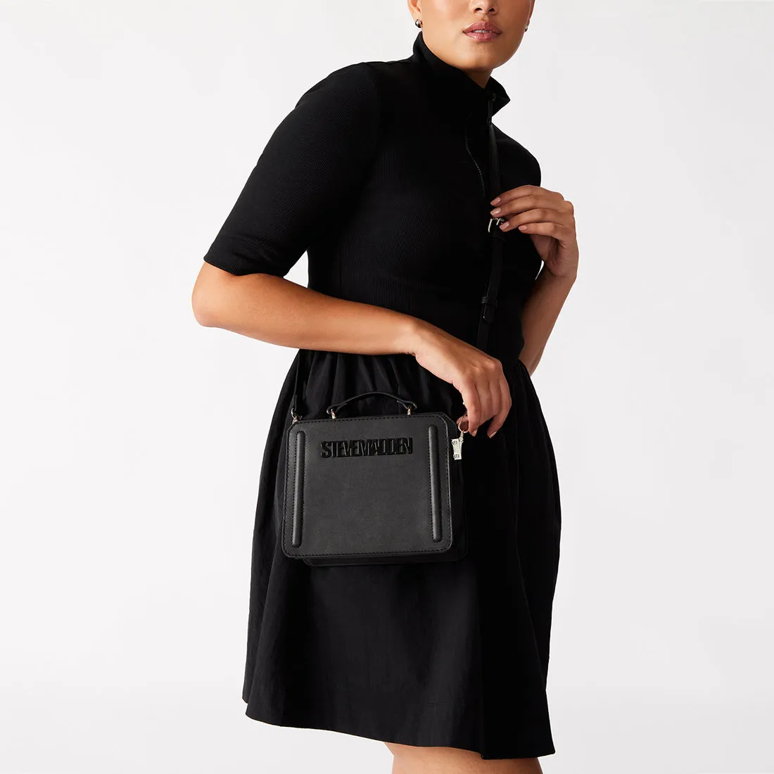 BEVELYMM BLACK