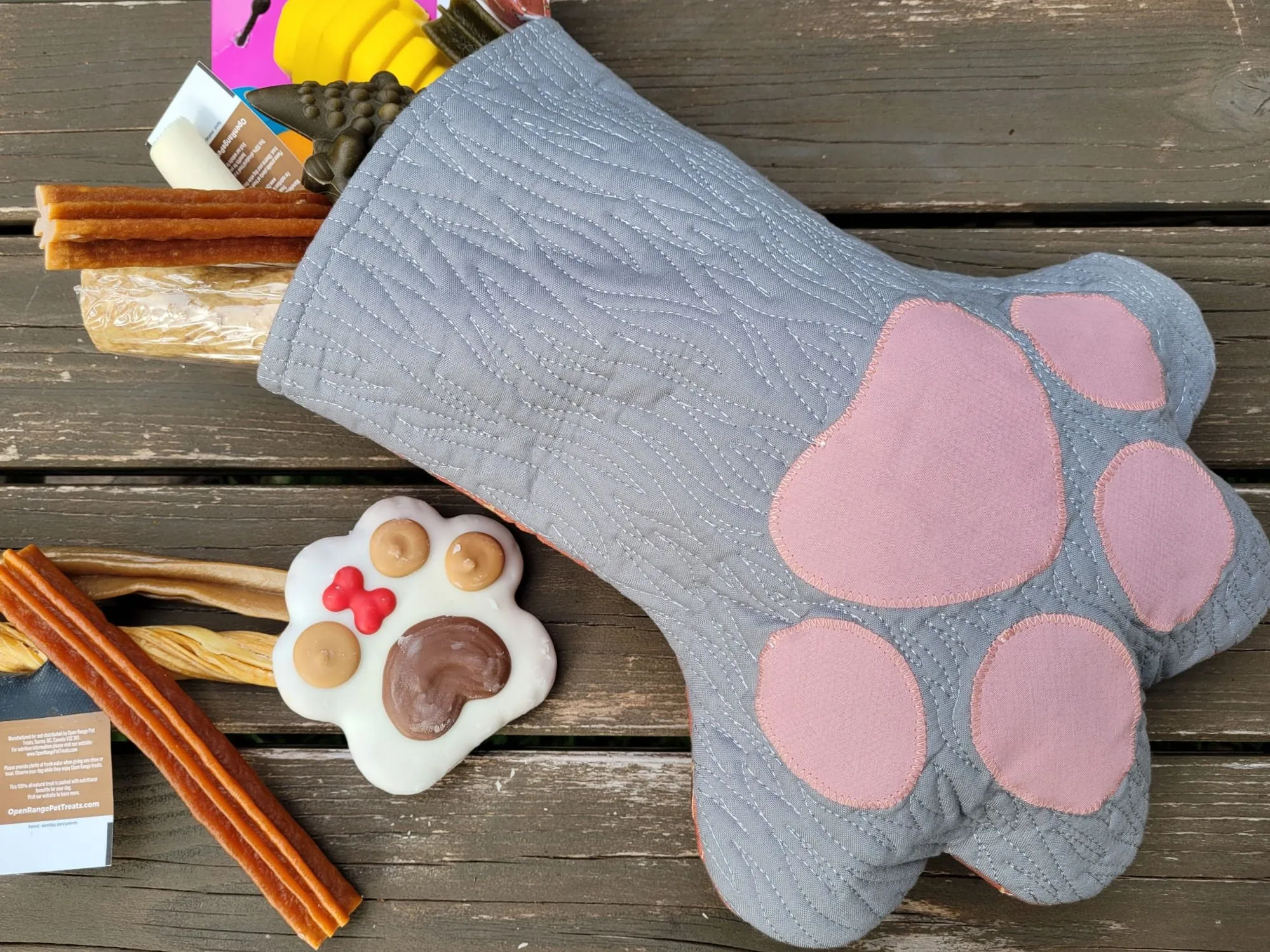 Cat or Dog Christmas Stocking, Quilted Pet Paw Gift Bag