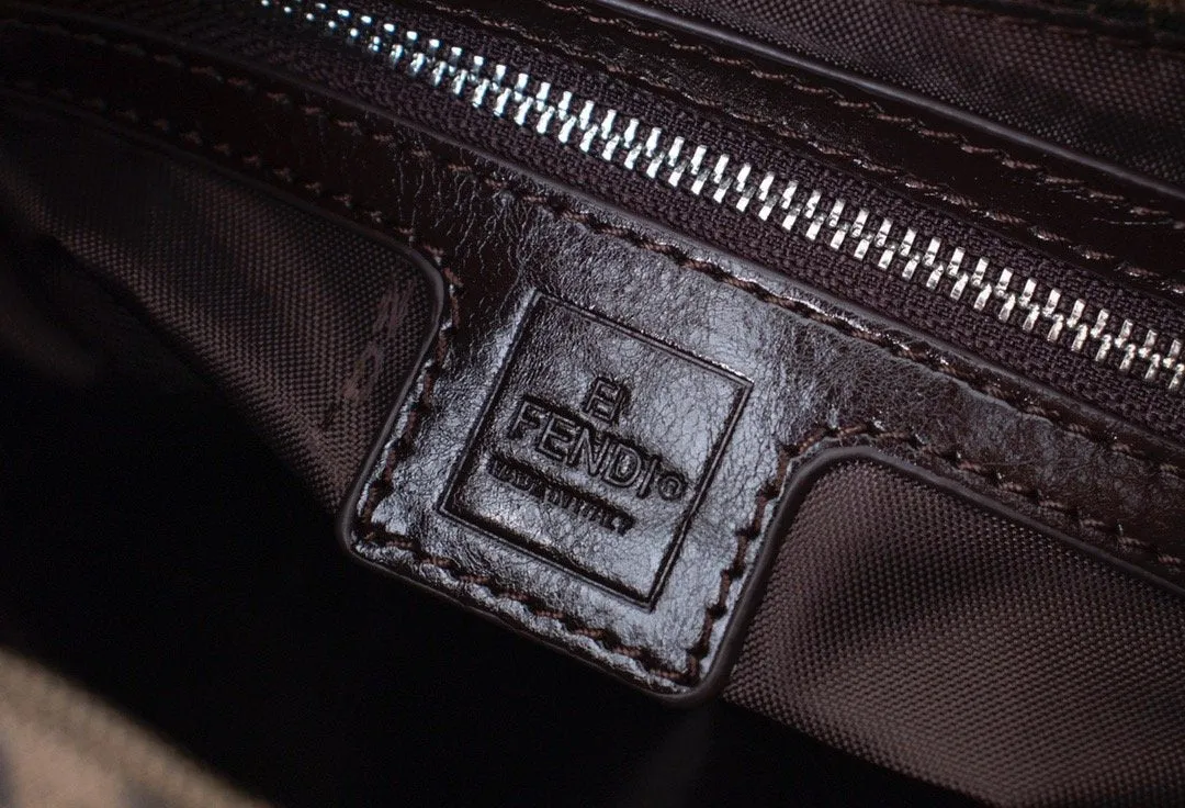 EN   Designer bags by Fendi 018