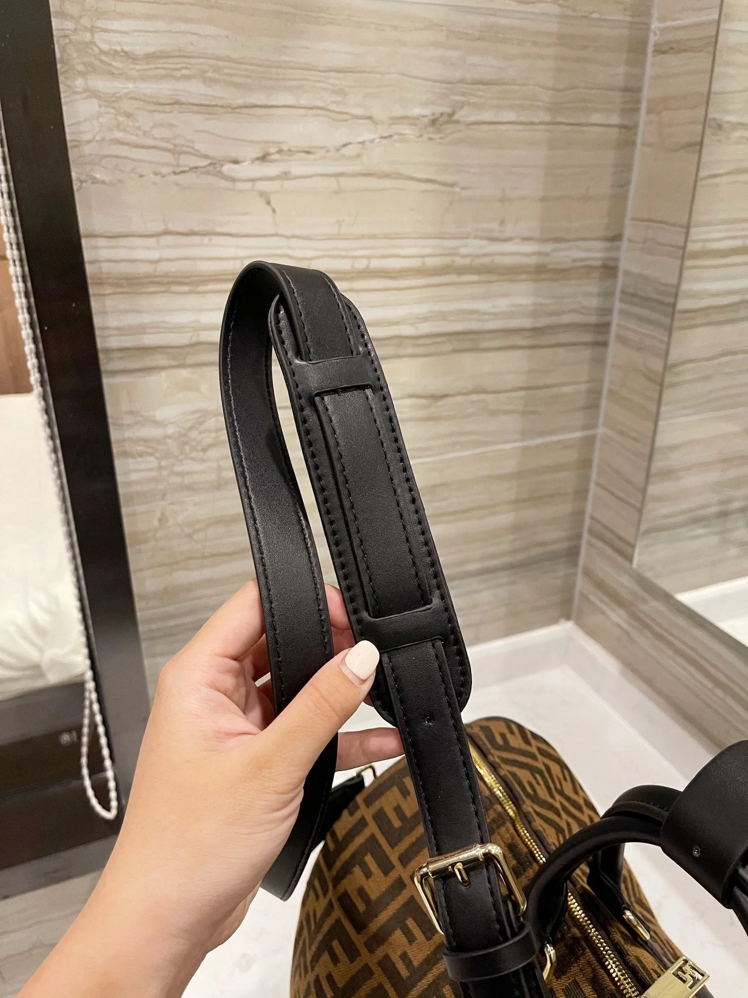EN   Designer bags by Fendi 232