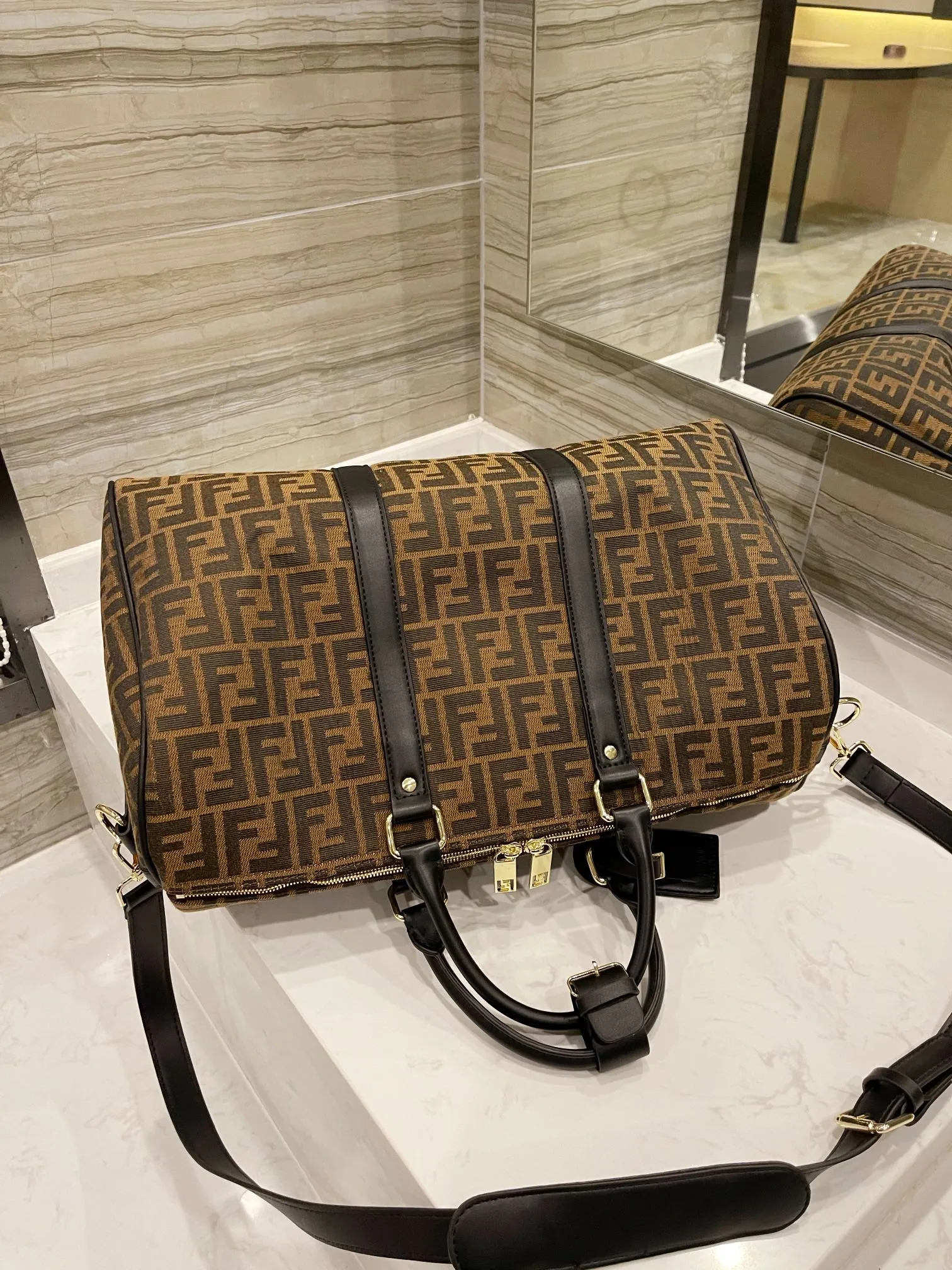 EN   Designer bags by Fendi 232