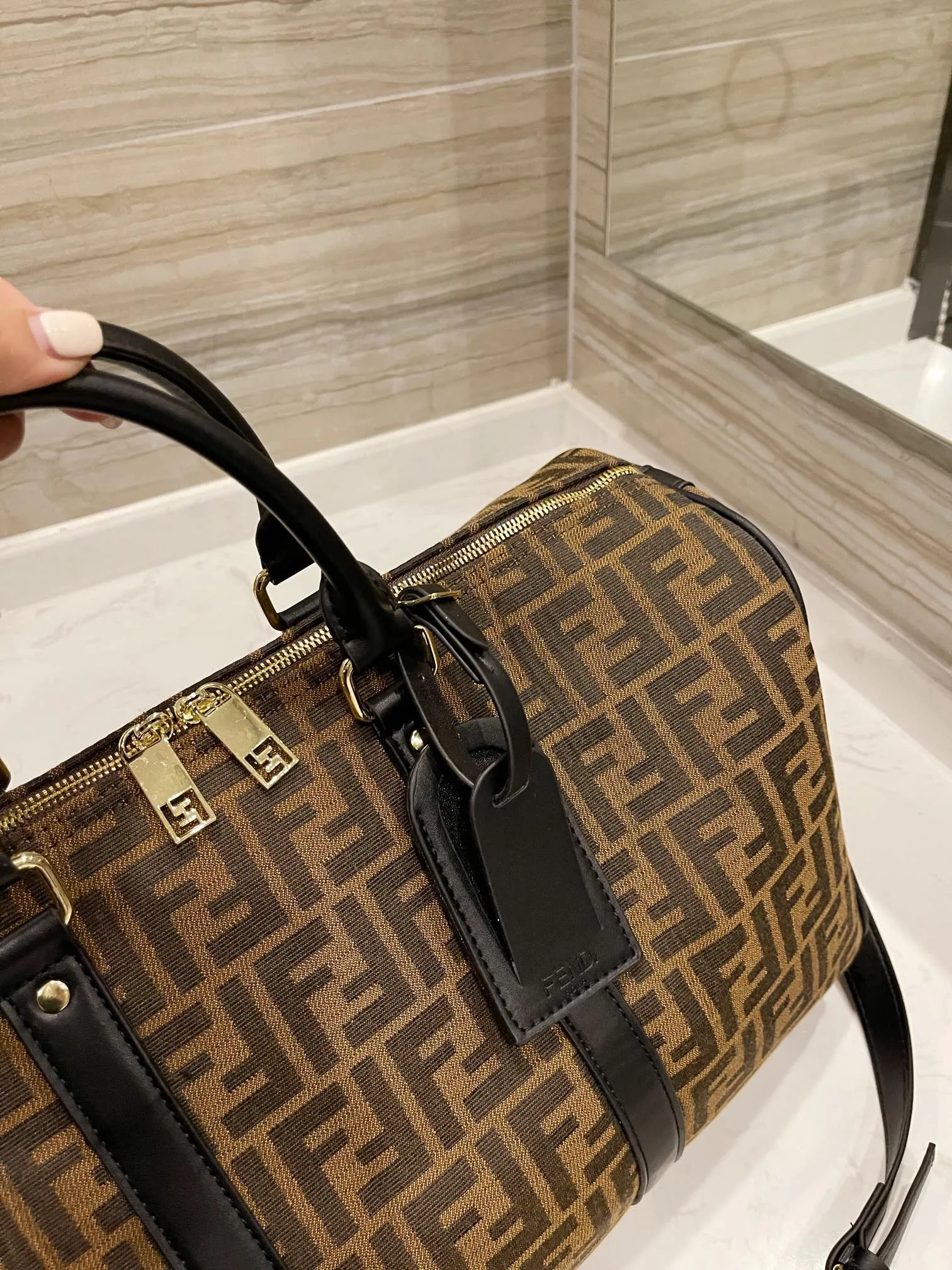 EN   Designer bags by Fendi 232