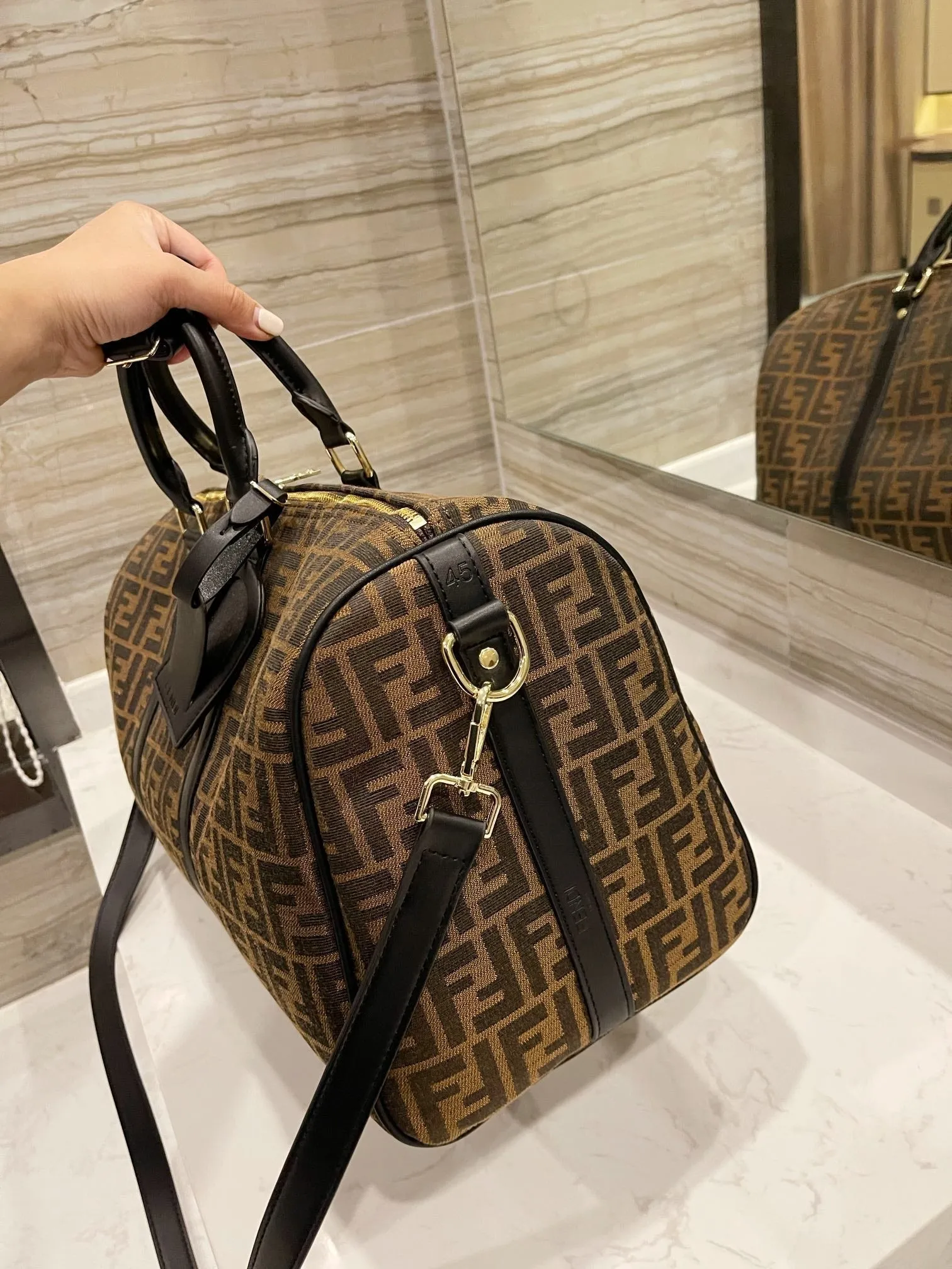 EN   Designer bags by Fendi 232