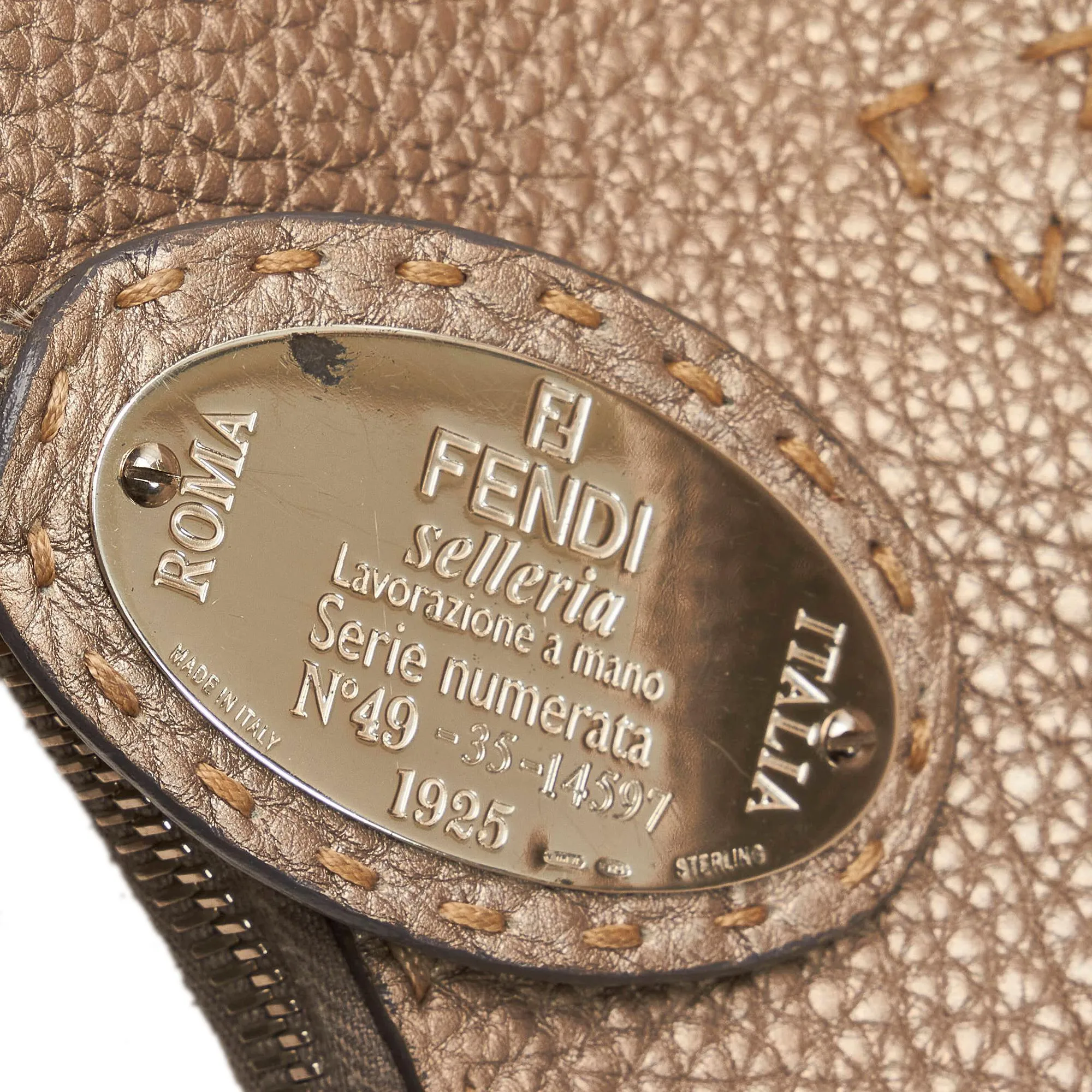 Fendi Selleria Leather Hobo Bag (SHG-33738)