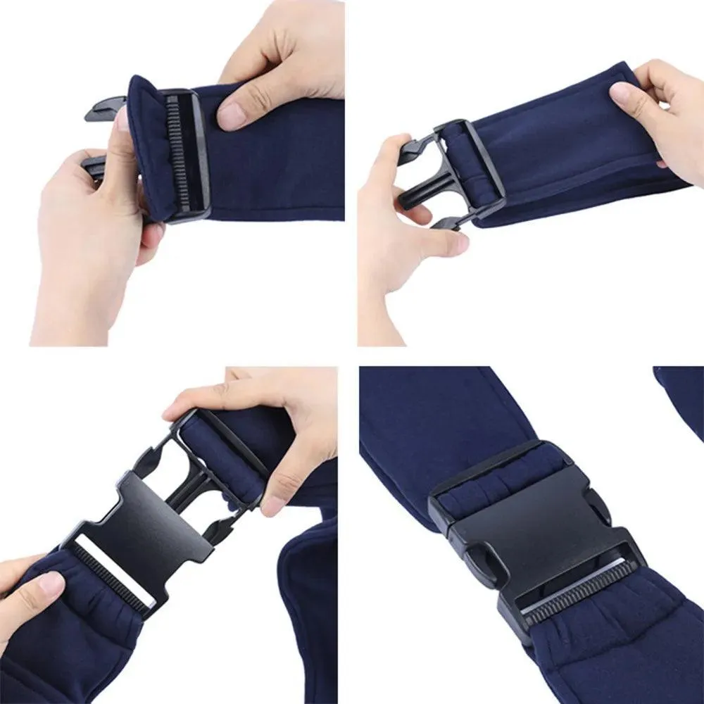 Pet Companion Carryall: Stylish Adjustable Pet Shoulder Bag - Secure and Spacious Transport Solution